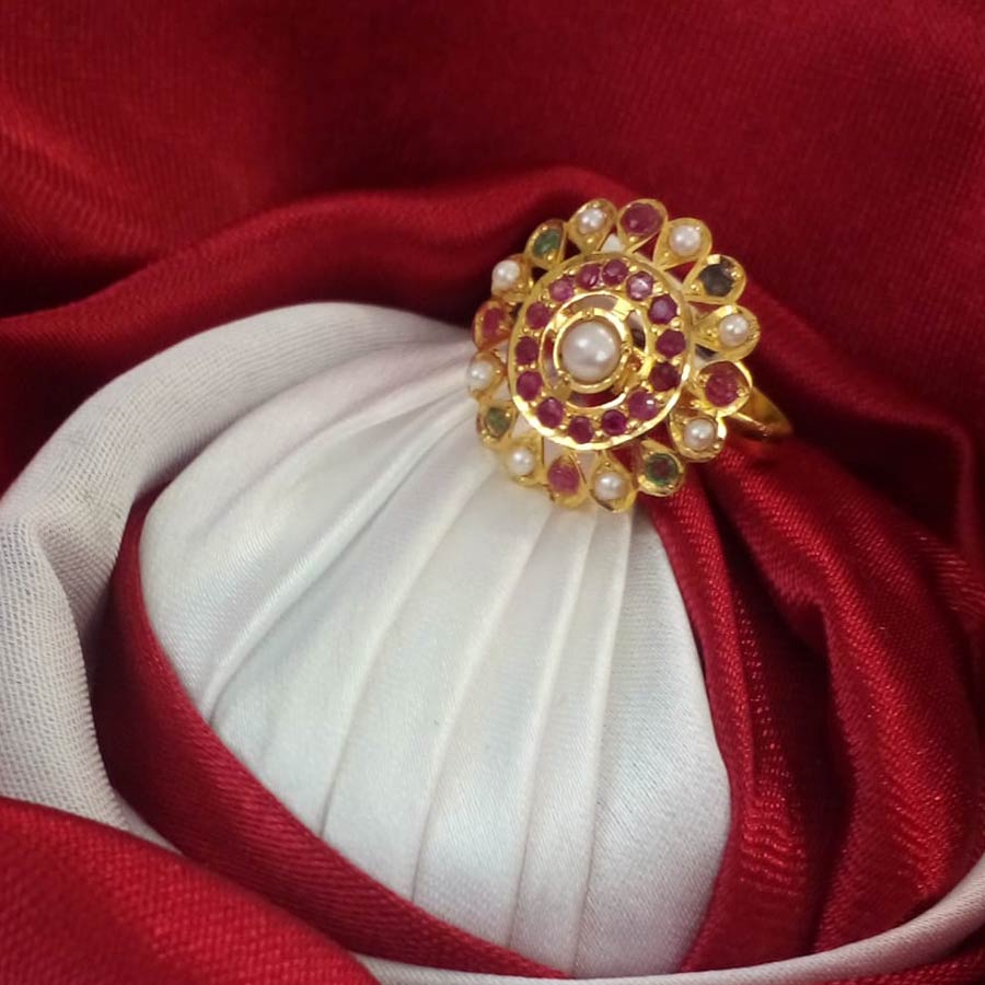 Antique ring design in vadodara | Antique set showroom in vadodara | Antique pendant set in vadodara | Antique jewellery showroom in vadodara | Antique jewellery showroom near me | Antique jewellery shop in vadodara